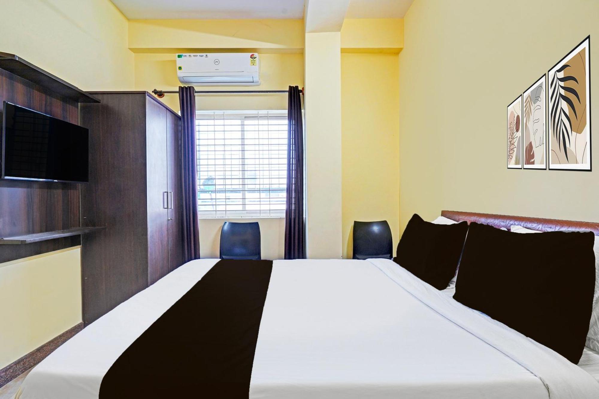 Super Hotel O Srigandhakavalu Formerly Chamundeshwari Lodging Jālahalli Eksteriør billede