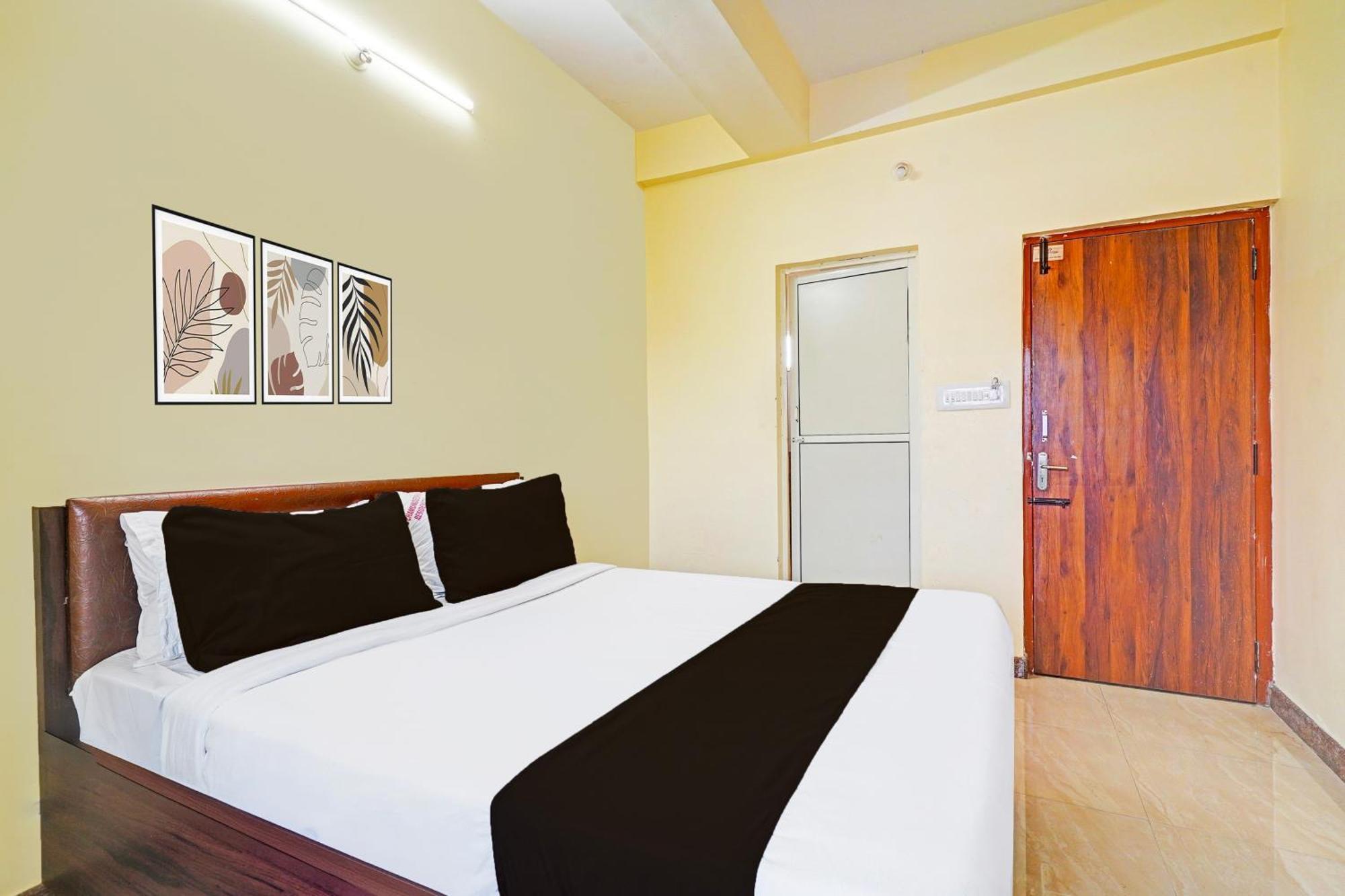 Super Hotel O Srigandhakavalu Formerly Chamundeshwari Lodging Jālahalli Eksteriør billede